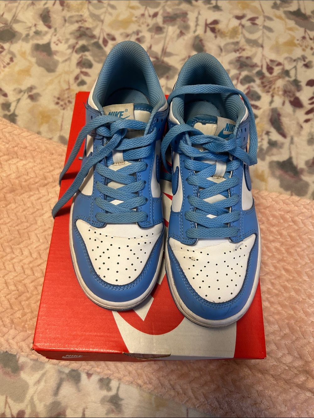 Nike Kids Low Top Sneakers - White & Light Blue